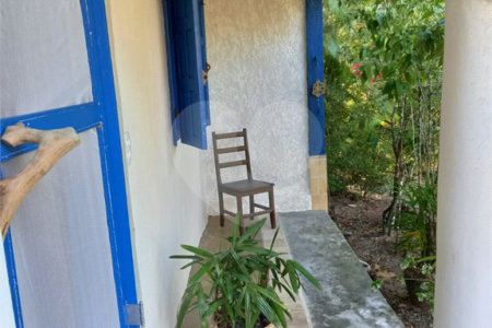 Chácara à venda com 3 quartos, sendo 1 suíte, no Centro, Santa Cruz Cabrália, BA