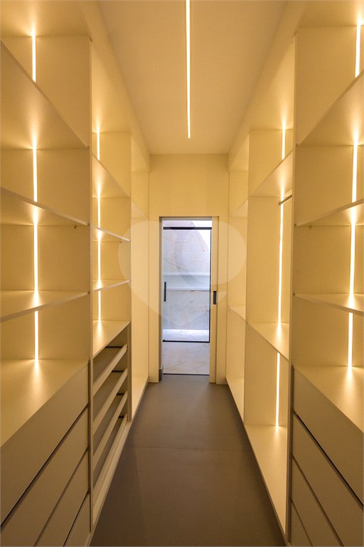 Casa à venda com 3 suítes no condomínio Jardim Residencial Dona Maria Candida, Indaiatuba - SP