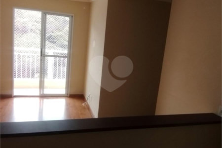 Apartamento à venda com 2 quartos em Jardim Ísis, Cotia, SP
