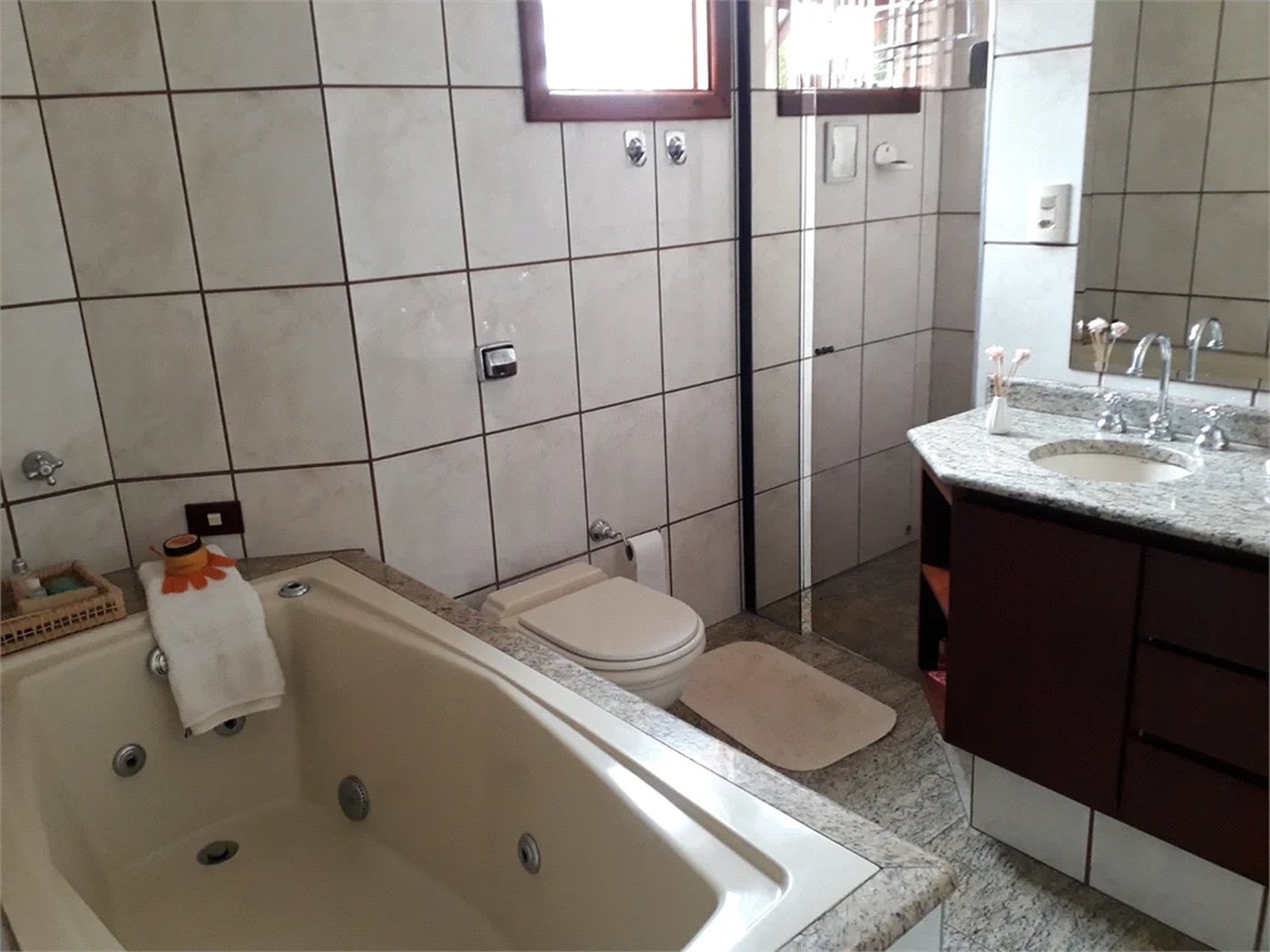 Sobrado à venda com 3 quartos, sendo 1 suíte, em Vila Suzana, São Paulo, SP