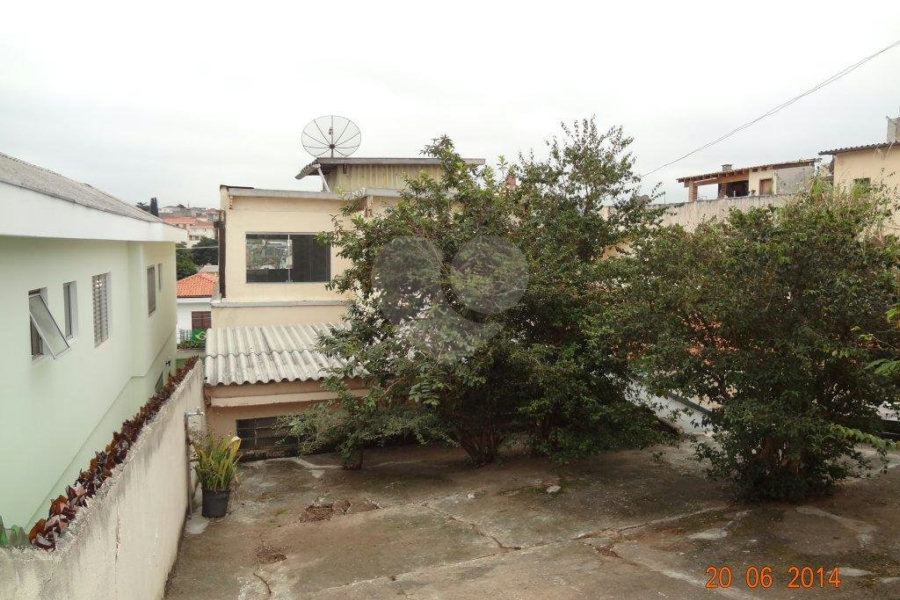 Sobrado à venda com 10 quartos em Vila Mazzei, São Paulo, SP