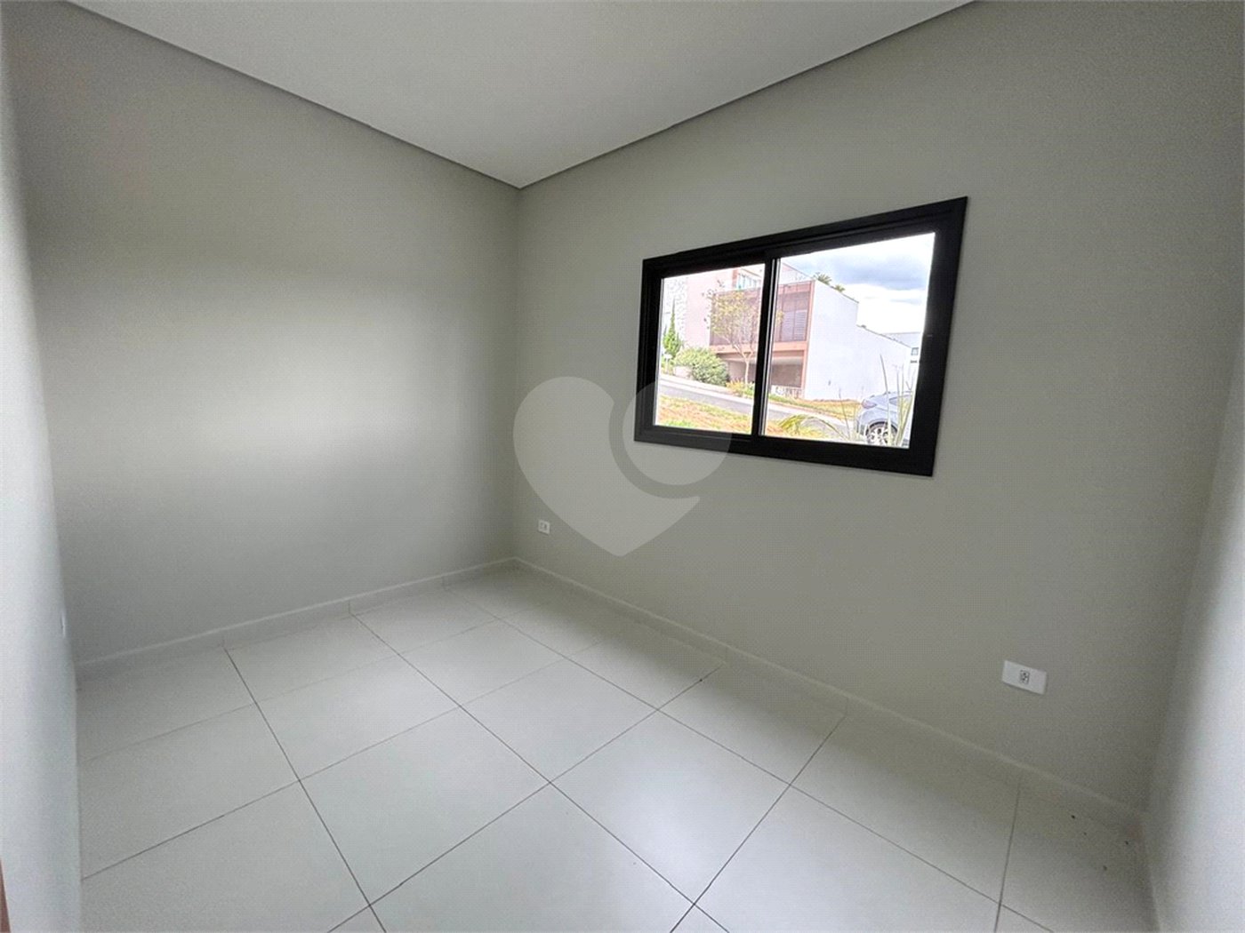 Casa à venda com 3 quartos, sendo 1 suíte, no condomínio Ibiti Reserva, Sorocaba - SP
