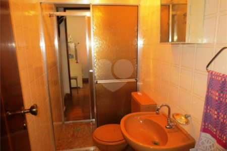 Sobrado à venda com 4 quartos, sendo 1 suíte, em Tucuruvi, São Paulo, SP