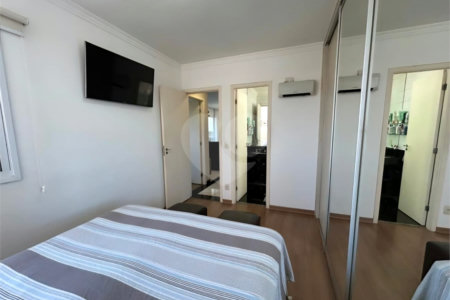 Apartamento à venda com 2 quartos, sendo 1 suíte,  em Planalto, São Bernardo do Campo, SP