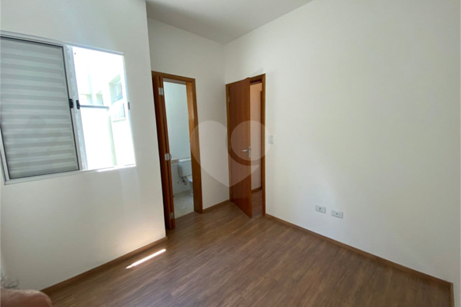 Casa para alugar com 3 quartos, sendo 1 suíte,  no condomínio Villagio DI Maria, São Paulo - SP