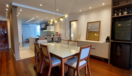 Apartamento à venda com 3 quartos, sendo 2 suítes,  em Tijuca, Rio de Janeiro, RJ