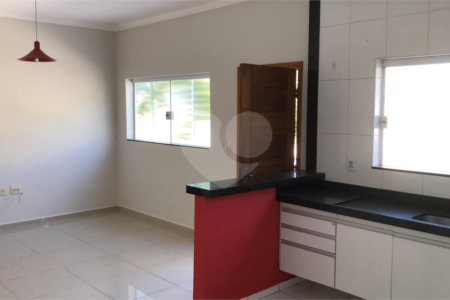 Casa à venda com 3 quartos, sendo 1 suíte, no condomínio Vista Verde, Indaiatuba - SP