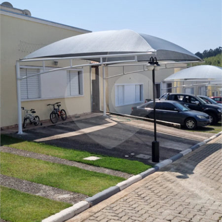 Casa à venda com 3 quartos, sendo 1 suíte, no condomínio Residencial Vila D`ouro, Cotia - SP