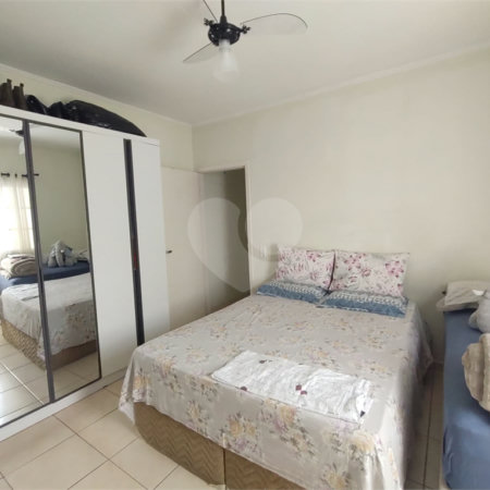 Casa à venda com 3 quartos, sendo 2 suítes, em Jardim Mangalot, São Paulo, SP