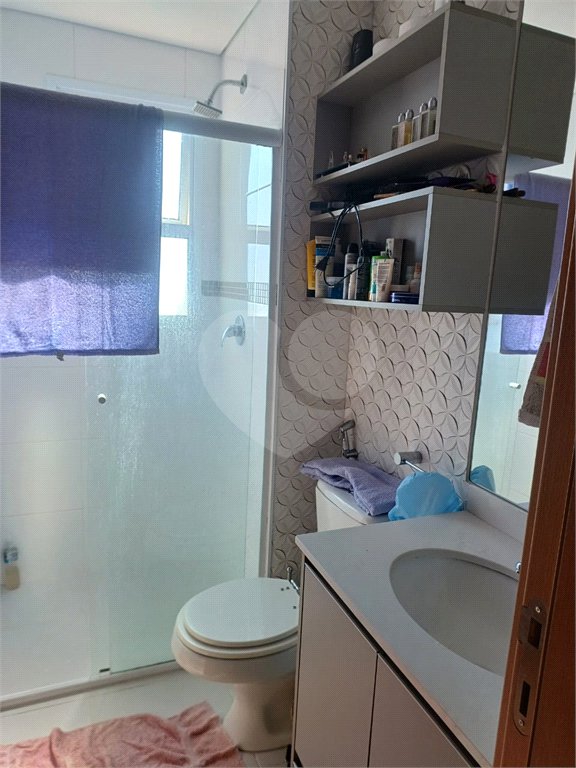 Apartamento à venda com 3 quartos, sendo 1 suíte,  em Vila Vitória, Mogi das Cruzes, SP