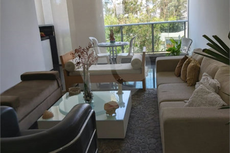 Apartamento à venda com 3 quartos, sendo 2 suítes, em Vila Andrade, São Paulo, SP