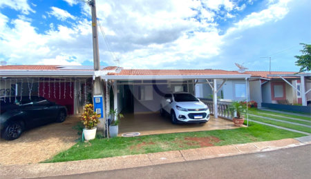 Casa à venda com 2 quartos, sendo 1 suíte,  no condomínio Terra Nova, São Carlos - SP
