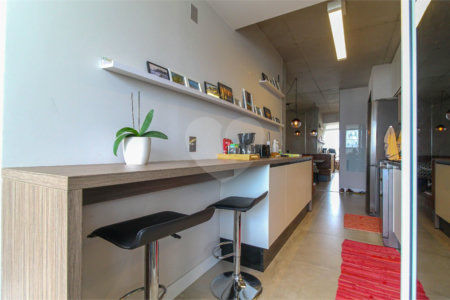 Apartamento à venda com 2 quartos, sendo 1 suíte, em Vila Olímpia, São Paulo, SP