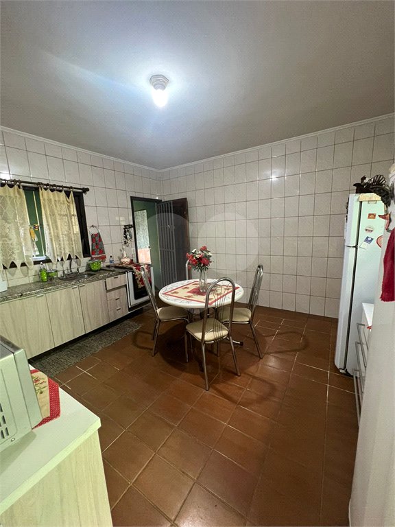 Casa à venda com 3 quartos, sendo 1 suíte,  em Mogi Moderno, Mogi das Cruzes, SP