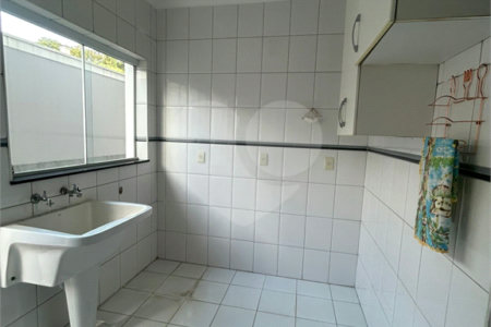 Casa à venda com 4 quartos, sendo 1 suíte,  no condomínio Lago da Boa Vista, Sorocaba - SP