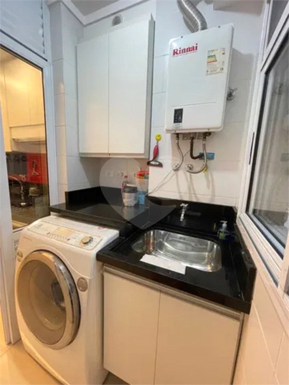 Apartamento à venda com 2 quartos, sendo 1 suíte, no Centro, São José dos Campos, SP