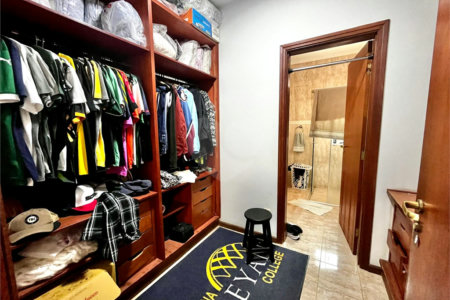 Casa à venda com 4 suítes em Vila Mazarino, Itapetininga, SP