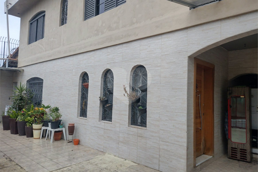 Sobrado à venda com 3 quartos, sendo 1 suíte, em Vila Nova Mazzei, São Paulo, SP