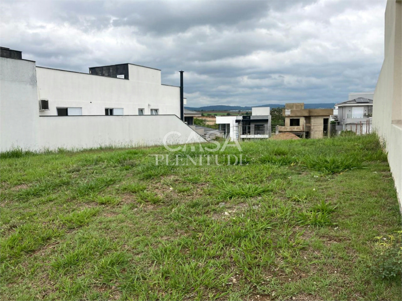Terreno em condomínio à venda em Chácaras Residenciais Santa Maria, Votorantim, SP