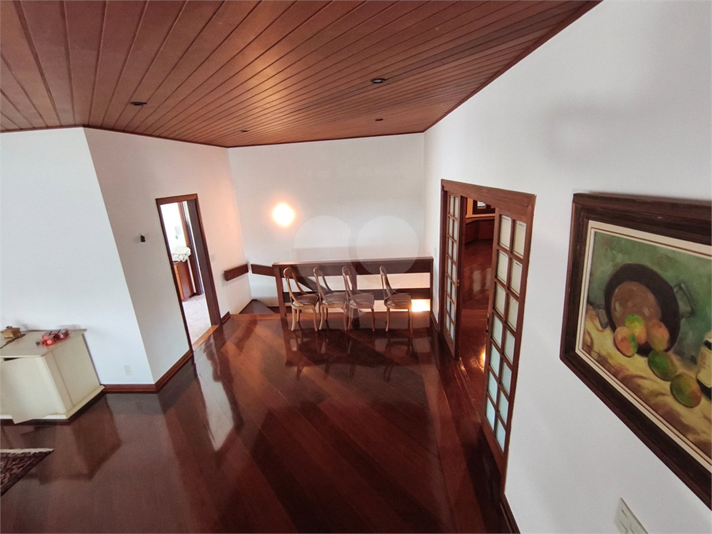 Casa à venda ou para alugar com 3 suítes no condomínio Estância Marambaia, Vinhedo - SP
