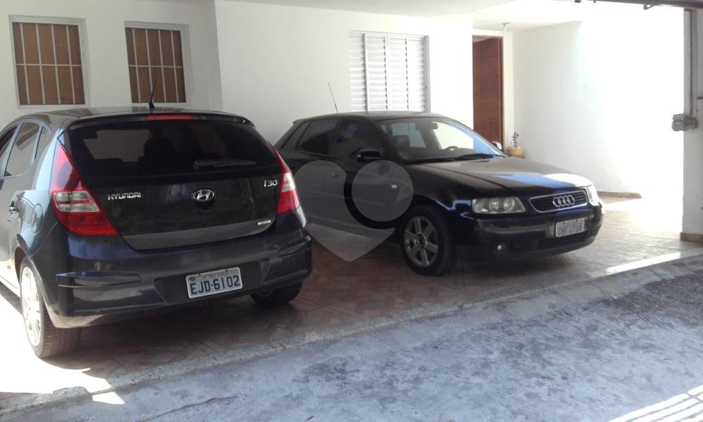 Sobrado à venda com 4 suítes em Tremembé, São Paulo, SP