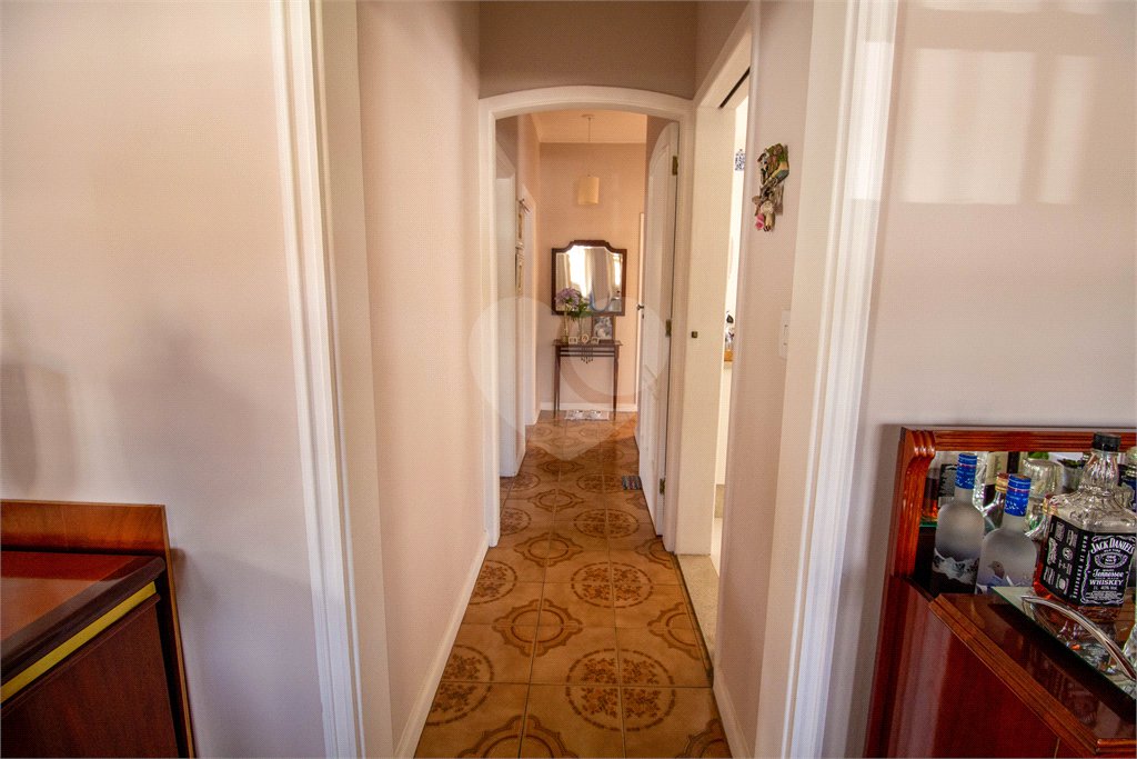 Casa à venda com 3 quartos, sendo 1 suíte,  em Jardim Bandeirantes, São Roque, SP