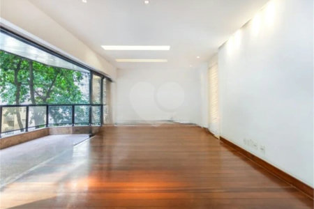 Apartamento à venda com 4 quartos, sendo 2 suítes, em Leblon, Rio de Janeiro, RJ