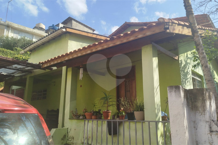 Casa à venda com 2 quartos em Horto, São Paulo, SP