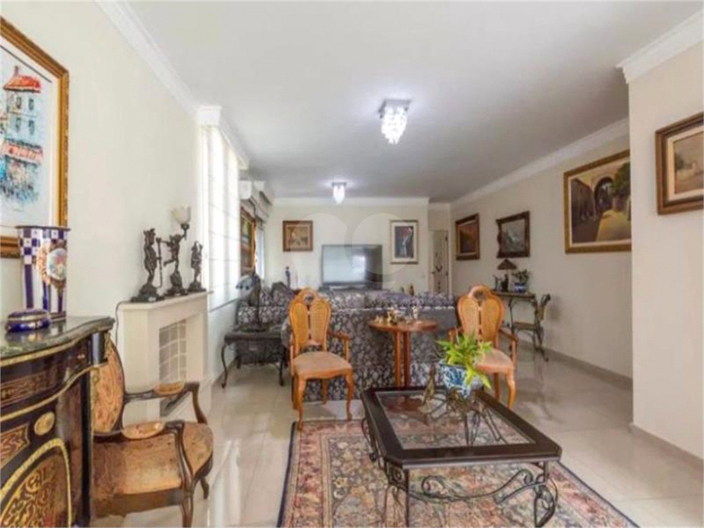 Apartamento à venda com 3 quartos, sendo 2 suítes, em Campo Belo, São Paulo, SP