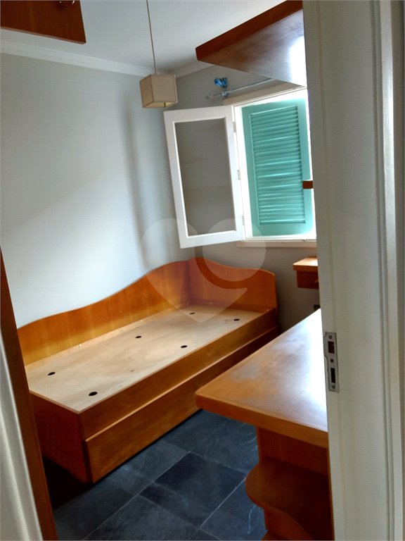 Casa à venda com 3 quartos, sendo 1 suíte, no condomínio Villaggio Dei Fiori, Louveira - SP