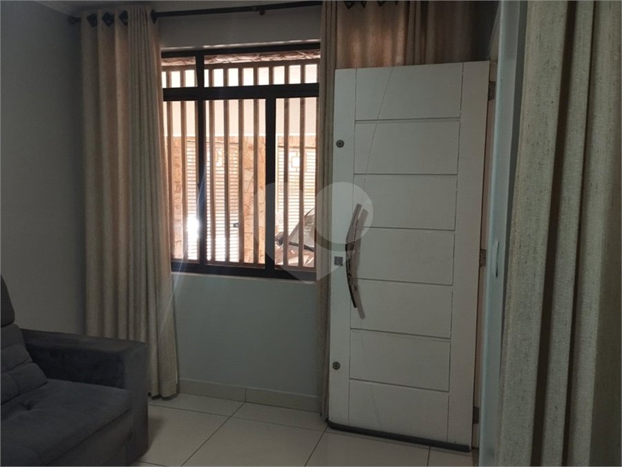 Sobrado à venda com 2 quartos em Vila Medeiros, São Paulo, SP