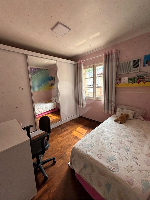Sobrado à venda com 3 quartos, sendo 1 suíte, em Vila Albertina, São Paulo, SP
