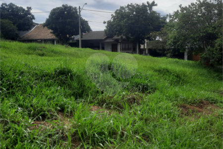 Lote a venda no condominio Villaggio Capriccio
