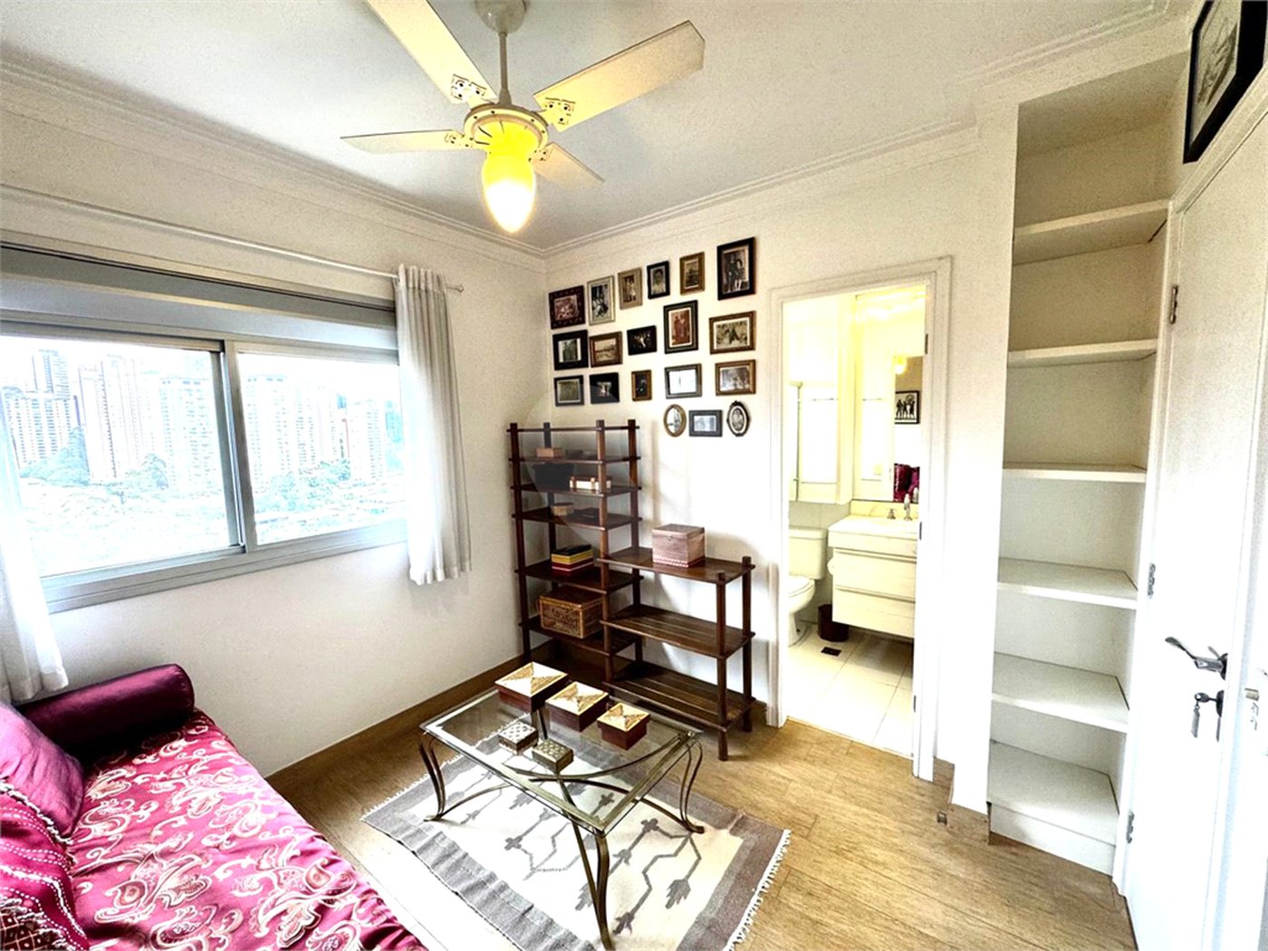Apartamento à venda com 2 suítes em Parque do Morumbi, São Paulo, SP