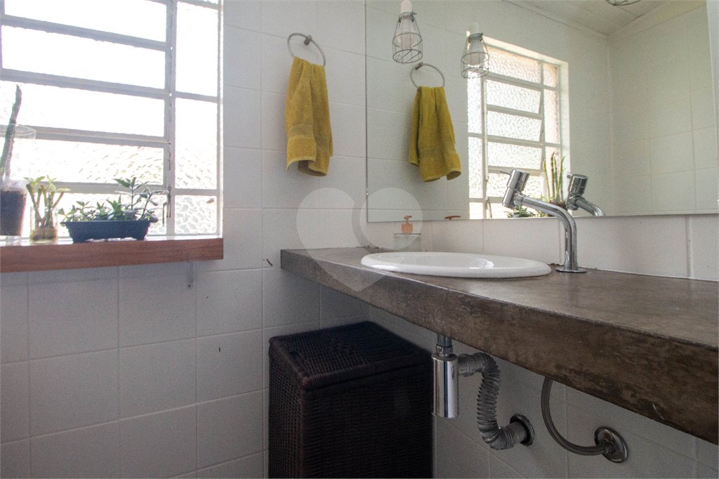 Sobrado à venda com 3 quartos, sendo 1 suíte, em Brooklin Velho, São Paulo, SP