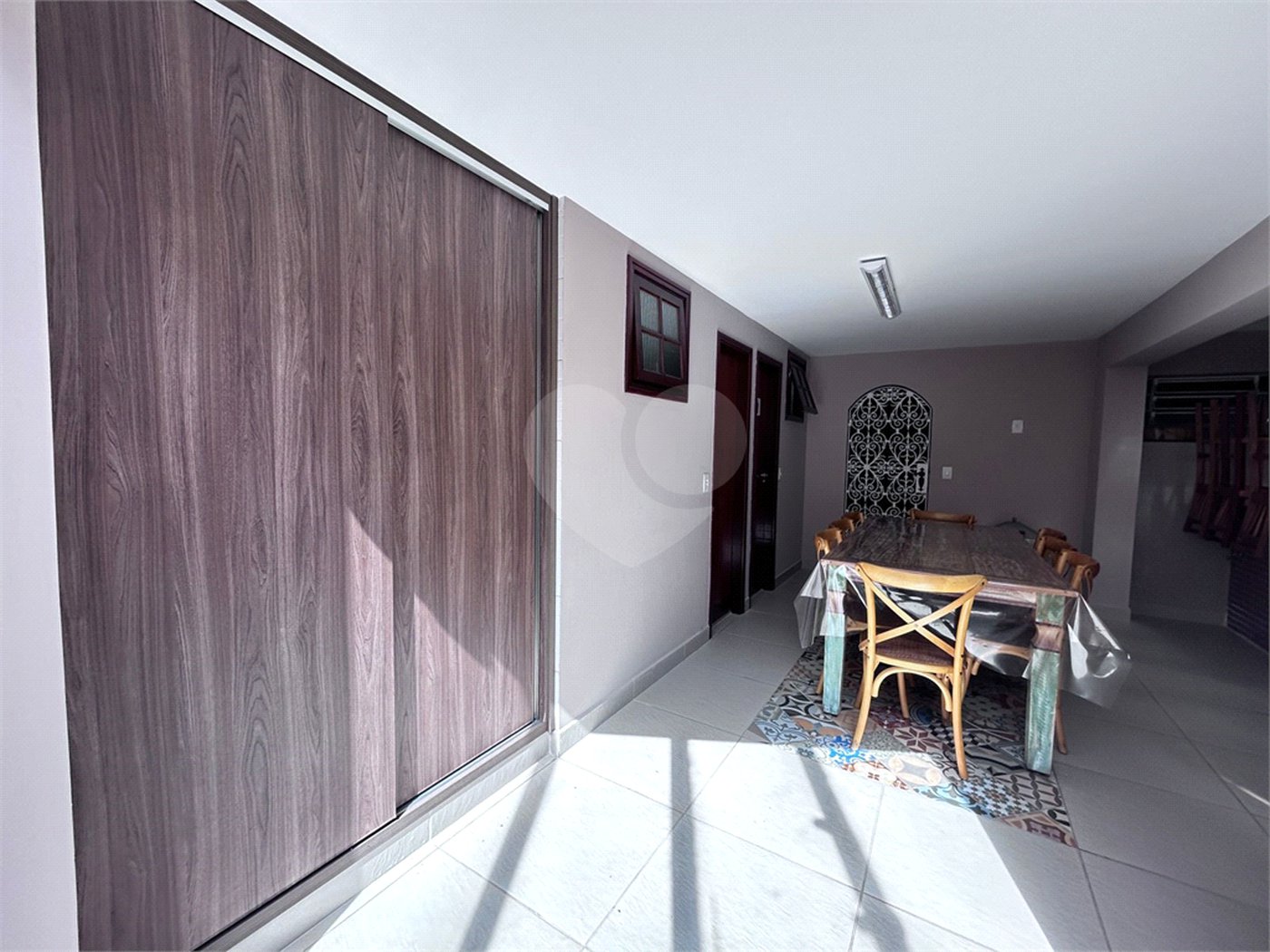 Casa à venda com 3 quartos, sendo 1 suíte, em Jardim do Lago, Jundiaí, SP