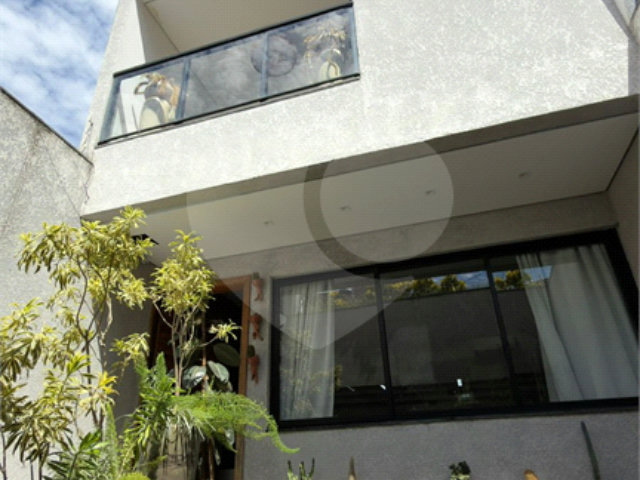 Sobrado à venda com 3 quartos, sendo 1 suíte,  em Santana, São Paulo, SP