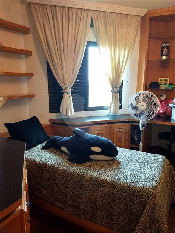 Triplex à venda com 4 suítes em Vila Paulicéia, São Paulo, SP