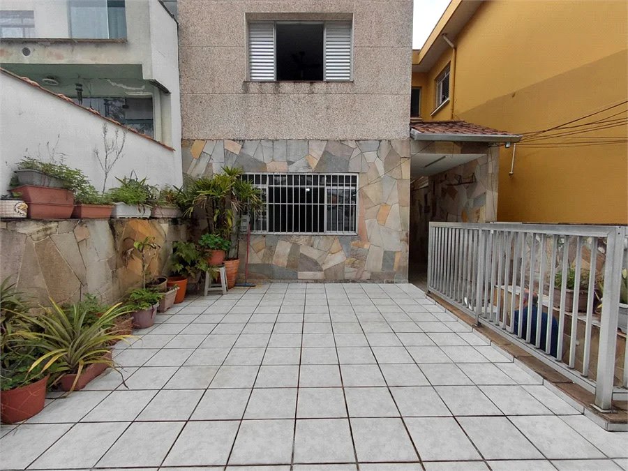 Sobrado à venda com 3 quartos em Vila Romana, São Paulo, SP
