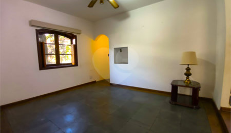 Casa à venda com 4 quartos, sendo 3 suítes,  no condomínio Village D'avignon, Sorocaba - SP