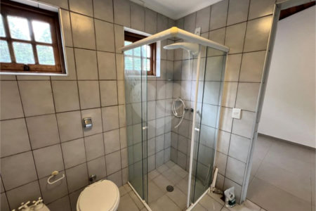 Casa à venda ou para alugar com 4 quartos, sendo 3 suítes, no condomínio Estância Marambaia, Vinhedo - SP