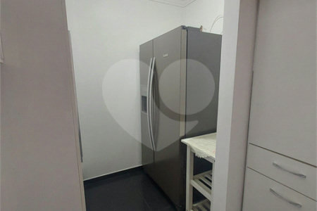 Apartamento à venda com 3 quartos, sendo 2 suítes,  em Cidade São Francisco, São Paulo, SP