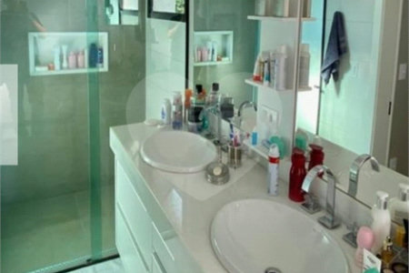 Casa à venda com 4 quartos, sendo 3 suítes, em Residencial Portal dos Oitis, Araraquara, SP