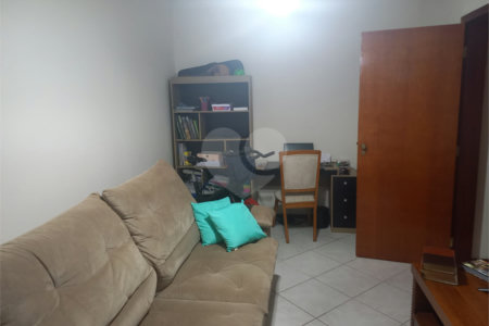 Casa à venda com 4 quartos, sendo 2 suítes,  em Villaggio Capríccio, Louveira, SP