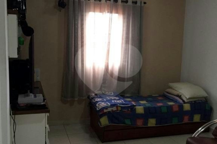 Sobrado à venda com 3 quartos, sendo 1 suíte,  em Tremembé, São Paulo, SP