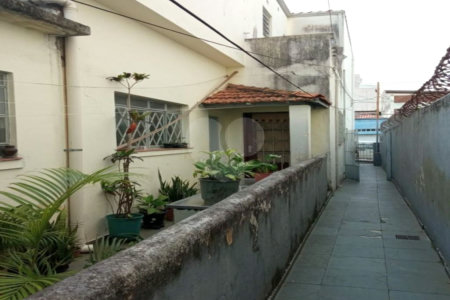 Casa à venda com 6 quartos em Vila Ipojuca, São Paulo, SP