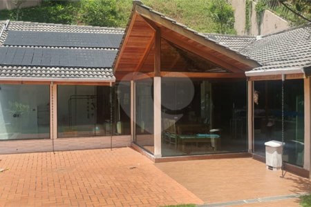 Casa à venda com 5 suítes no condomínio Arujá Hills I e Ii, Arujá - SP