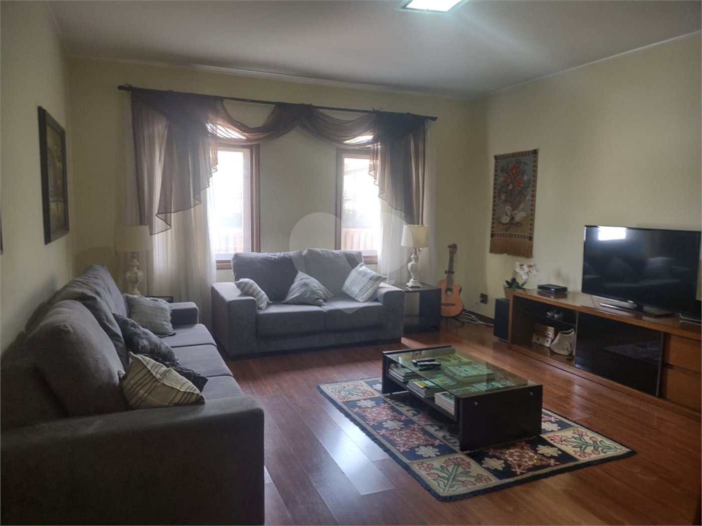 Casa Térrea à venda com 3 quartos, sendo 1 suíte,  em Jardim América, Bragança Paulista, SP