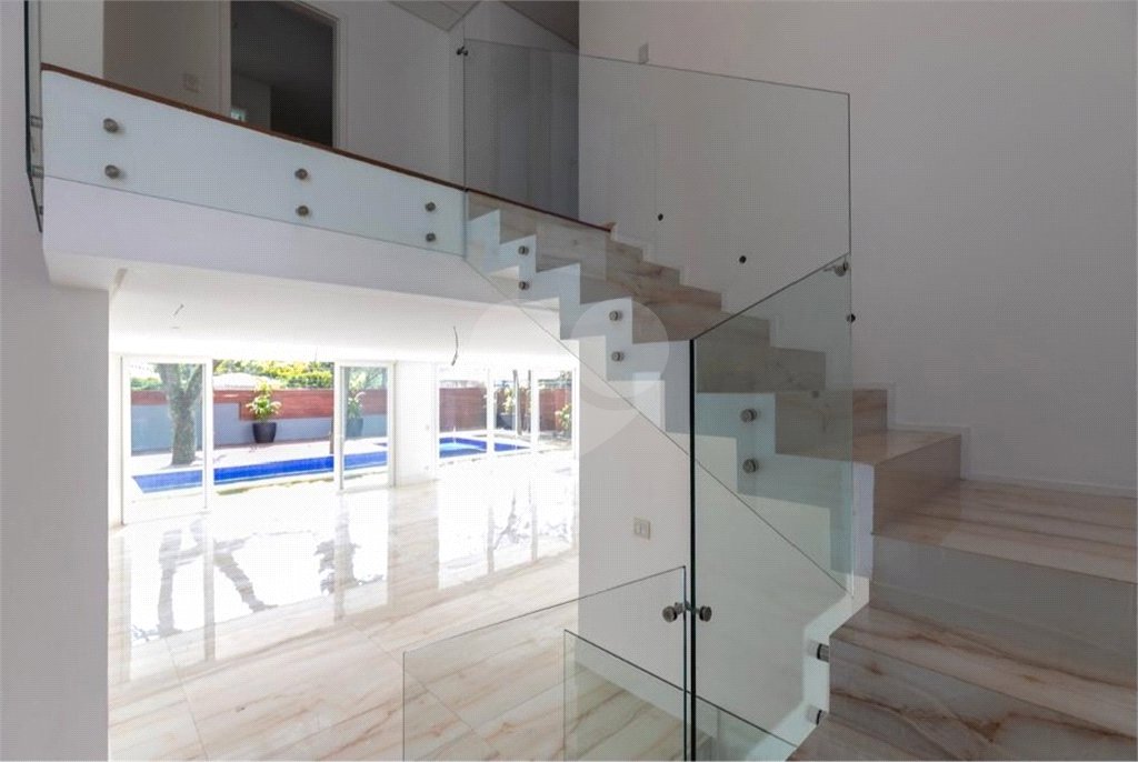 Casa à venda com 4 suítes no condomínio Porto Fino, São Paulo - SP