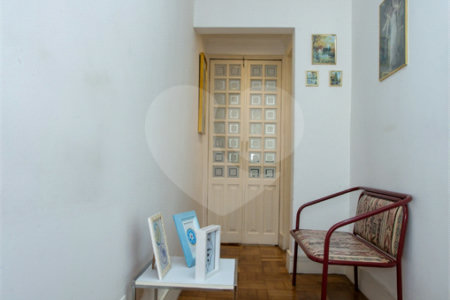 Casa à venda com 3 quartos, sendo 1 suíte, em Mirandópolis, São Paulo, SP
